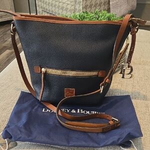 NWOT Dooney & Bourke Navy Shoulder/Crossbody Bag